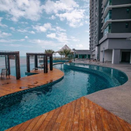 Cozy Seaview Studio At Imperium Residence Tanjung Lumpur Kuantan Buitenkant foto